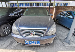 別克牌小型普通客車(chē)